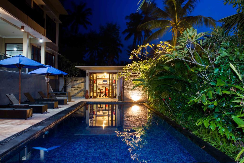 Melasa House Senggigi Extérieur photo