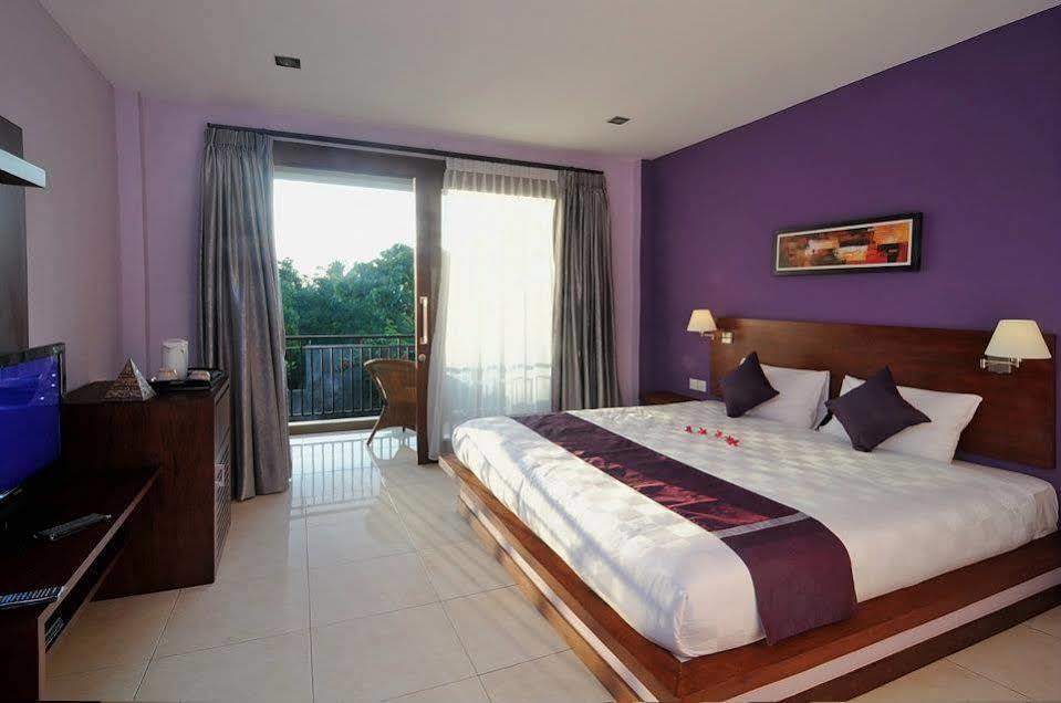 Melasa House Senggigi Extérieur photo